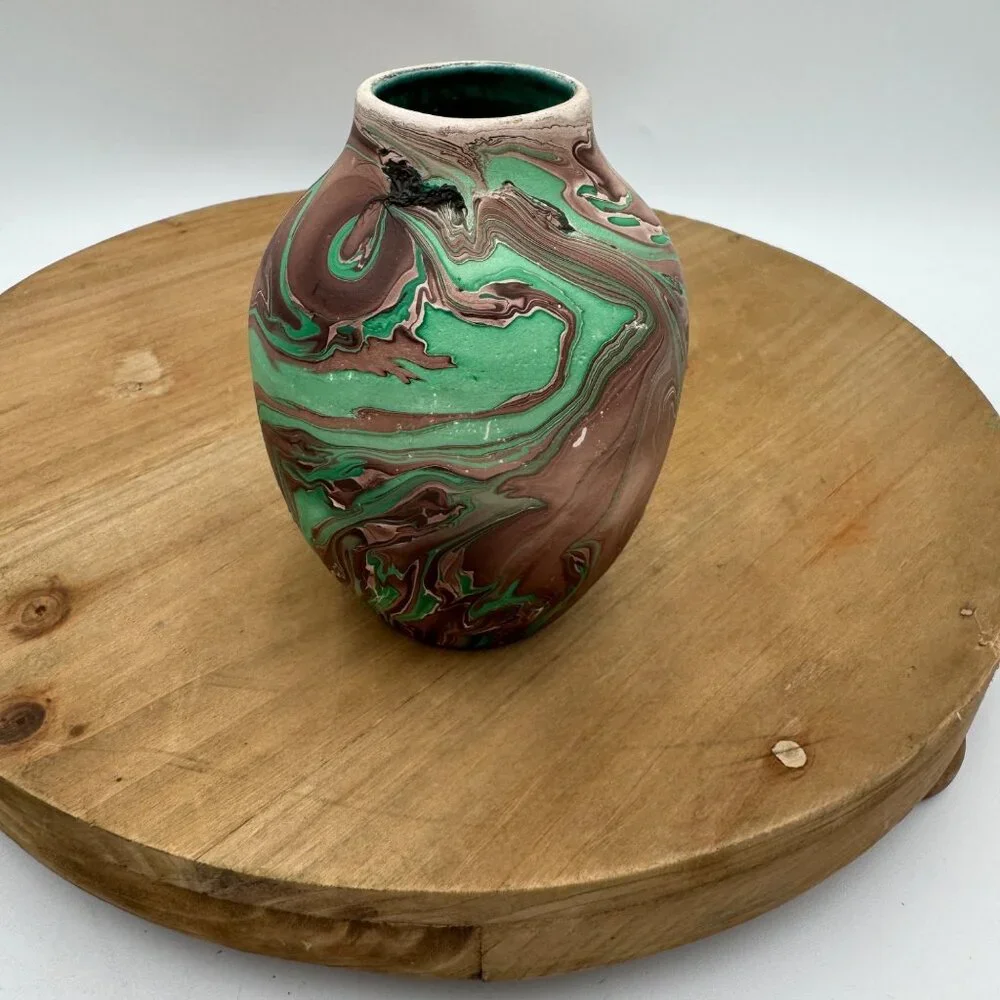 vintage Nemadji Pottery swirl Glacier National Park souvenir MCM vase